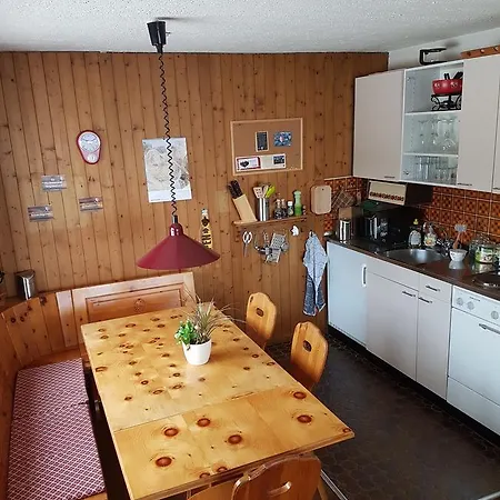 Maske Bed and Breakfast Bitsch